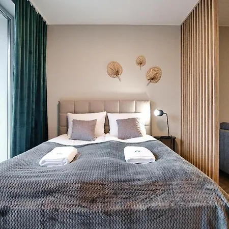 4 People Studio, Lake, Sauna&gym Appartamento *