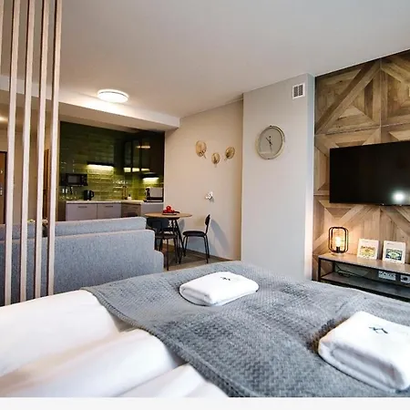 Daire 4 People Studio, Lake, Sauna & Gym Zarzecze (Silesia)