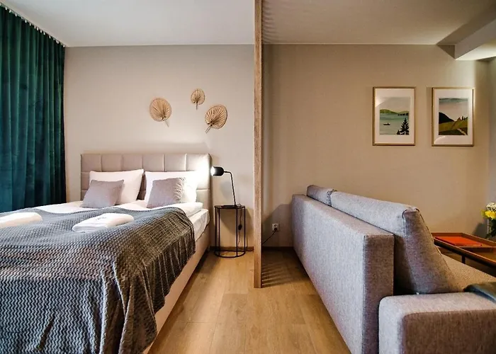 דירה 4 People Studio, Lake, Sauna & Gym *