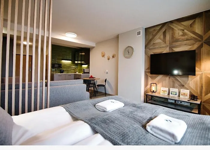 דירה 4 People Studio, Lake, Sauna & Gym זאז'צ'ה