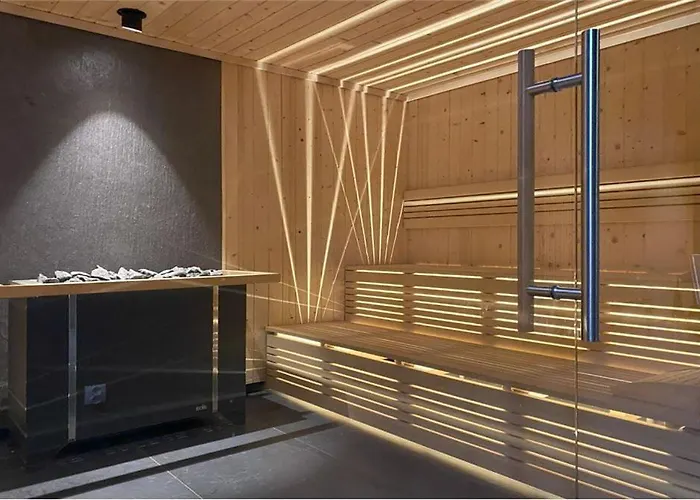 4 People Studio, Lake, Sauna & Gym זאז'צ'ה